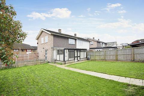 3 bedroom semi-detached house for sale, Outwood Common Road, Billericay CM11