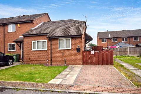 2 bedroom bungalow for sale, Sycamore Copse, Wakefield, West Yorkshire