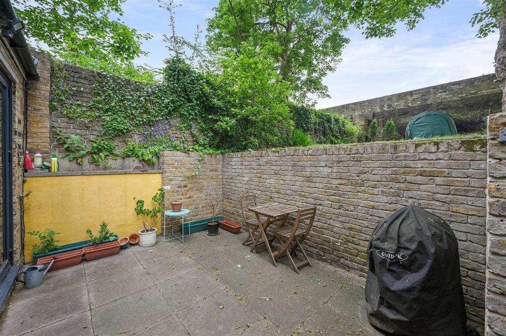 FB - LGF, 216 Hammersmith Grove - Garden A3 (1).JPG
