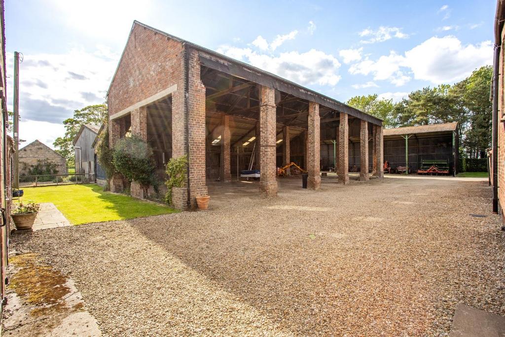 Riggs Farm Externals-M94 A8595.jpg