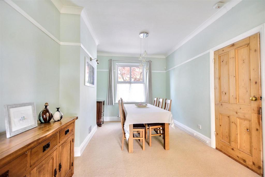 Dining Room 2.jpeg