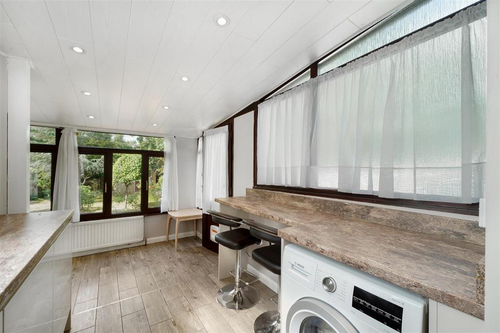 136 Cavendish Avenue - s2k5qdy TCb Sk5c Wa3 KKf.jpg