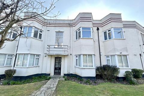 1 bedroom flat to rent, Grantham Lodge, Hadleigh Road, Leigh-On-Sea