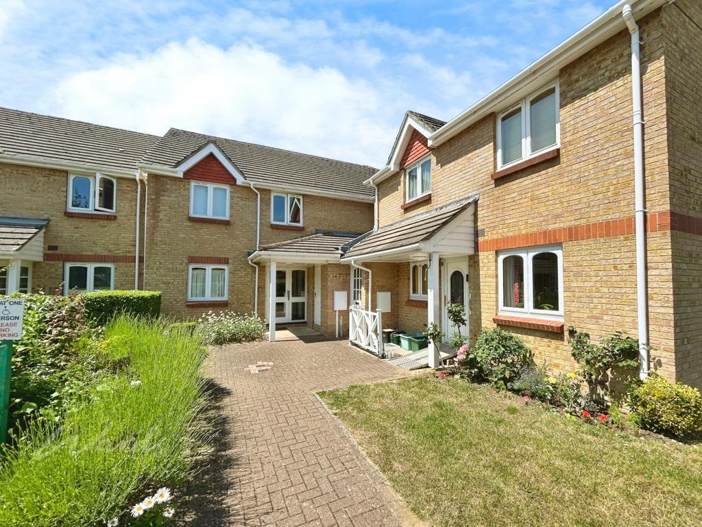 The Paddocks High Roding The Ridings Paddock Wood TN12 1 bed apartment - £1,050 pcm (£242 pw)