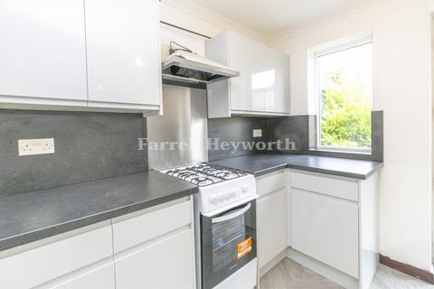 19 Beckermet Gardens, Barrow-in-furness, LA14 4NF