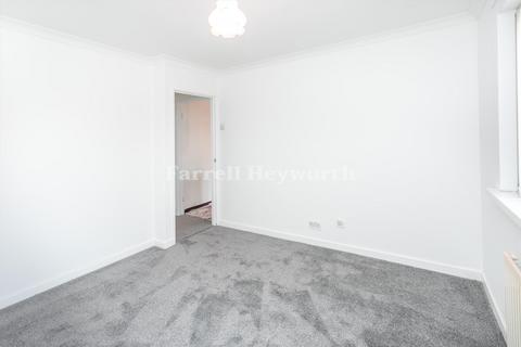 19 Beckermet Gardens, Barrow-in-furness, LA14 4NF