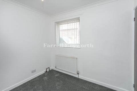 19 Beckermet Gardens, Barrow-in-furness, LA14 4NF