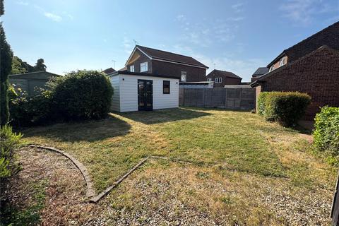 10 Ashtead Close, Clacton-on-sea, CO16 8YZ