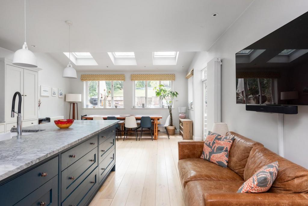 65 Englishcombe Lane, Bath, BA2 2 EE-11.jpg