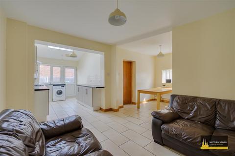 5 bedroom semi-detached house for sale, Centenary Road, Canley, Coventry * Vacant Property*