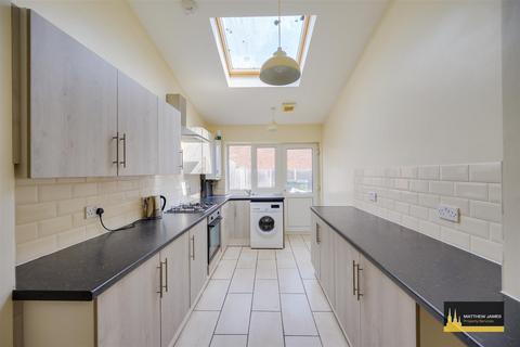 5 bedroom semi-detached house for sale, Centenary Road, Canley, Coventry * Vacant Property*