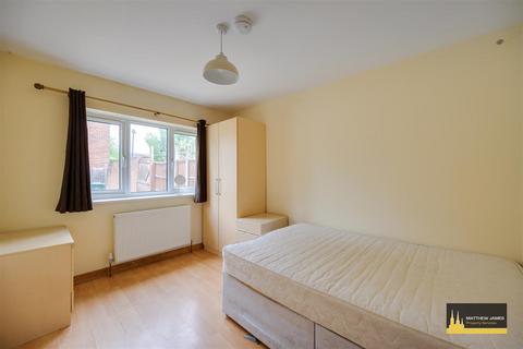 1 Centenary Road, Coventry, CV4 8GF