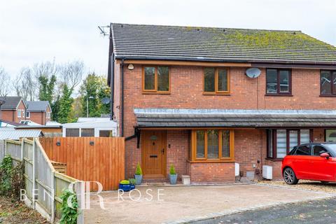 3 Black Croft, Clayton Le Woods, Chorley, PR6 7US