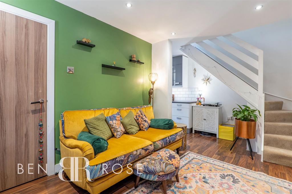 Lounge/Kitchen