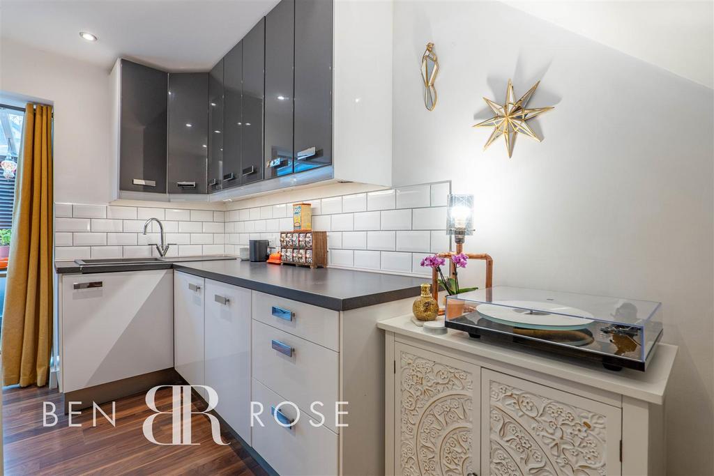 Lounge/Kitchen