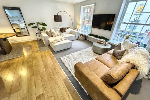 3 bedroom flat for sale, Bampton Street, Tiverton, EX16