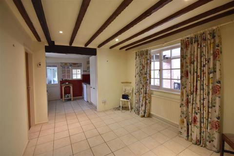 undefined, High Street, Brant Broughton