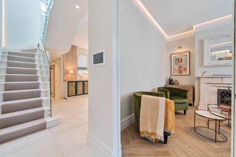 34 Jasmine Grove, London, SE20 8JW
