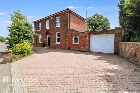 4 bedroom detached house for sale, Main Road, Rollesby