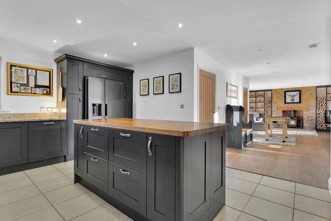 4 bedroom detached house for sale, Brookside, Leicester LE7