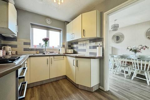 54 Trinity View, Ketley Bank, Telford, TF2 0DY