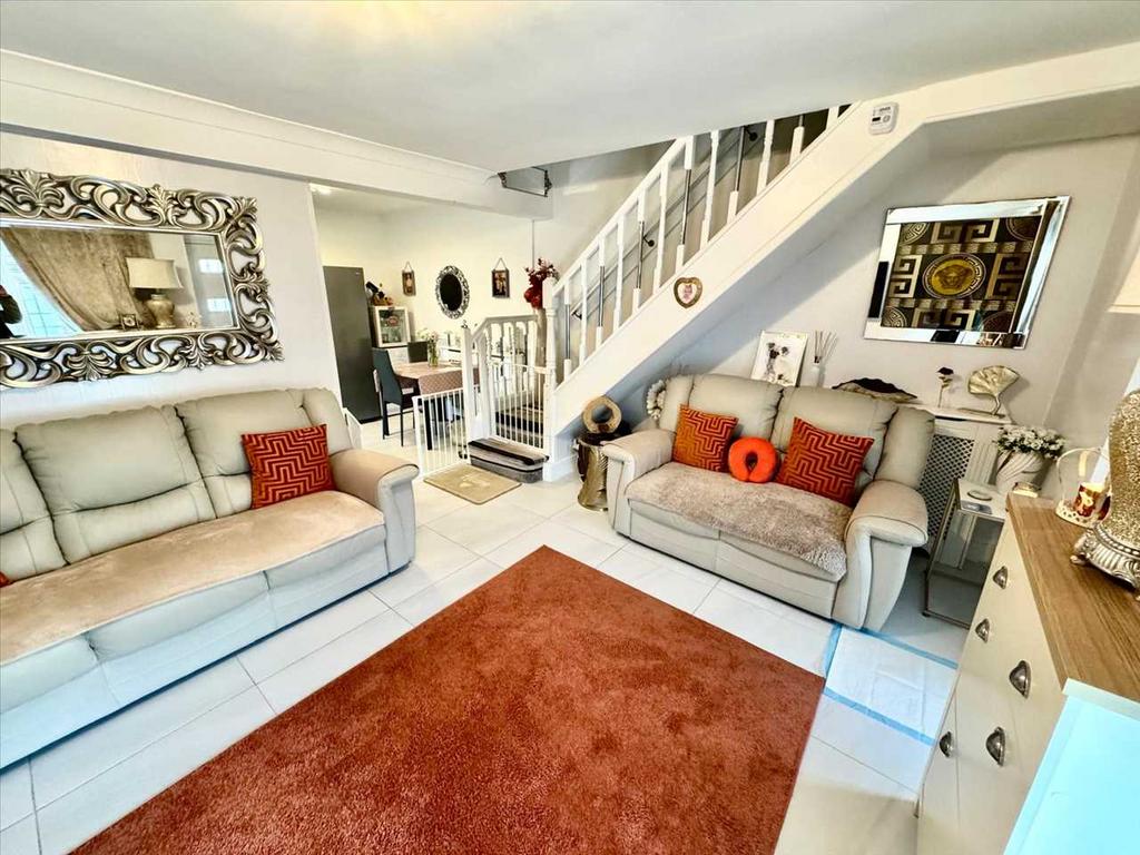 Lounge (Lower Ground