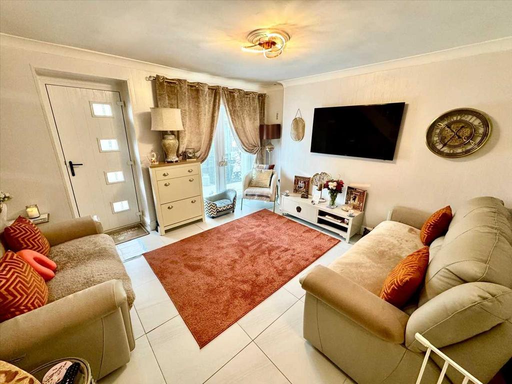 Lounge (Lower Ground