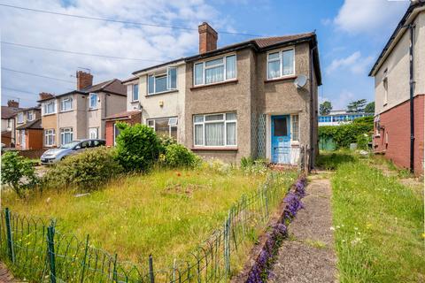 6 Leven Way, Hayes, UB3 2SR