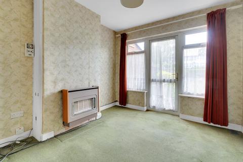 6 Leven Way, Hayes, UB3 2SR