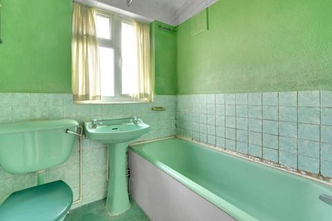 6 Leven Way, Hayes, UB3 2SR