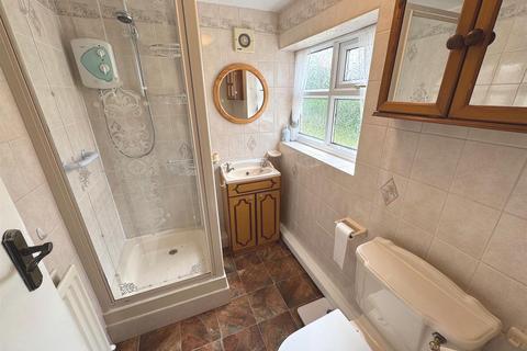 3 Clough Lane, Werrington, Stoke-on-trent, ST9 0DD
