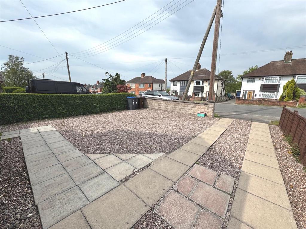 3clough12.jpg