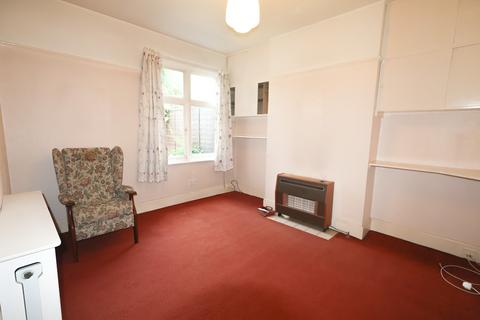 3 bedroom semi-detached house for sale, Great potential ! Heysham Road, Southampton