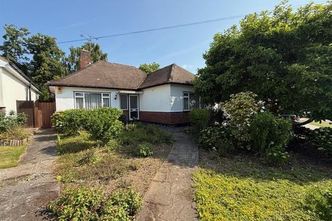 3 bedroom detached bungalow for sale, Burses Way, Hutton, Brentwood
