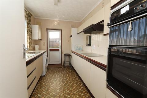 3 bedroom detached bungalow for sale, Burses Way, Hutton, Brentwood