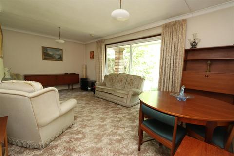 3 bedroom detached bungalow for sale, Burses Way, Hutton, Brentwood