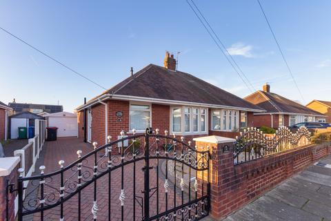 2 bedroom bungalow to rent, Bennett Road, Thornton-Cleveleys, Lancashire, FY5