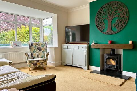 38 Bramley Way, Ashtead, KT21 1QY