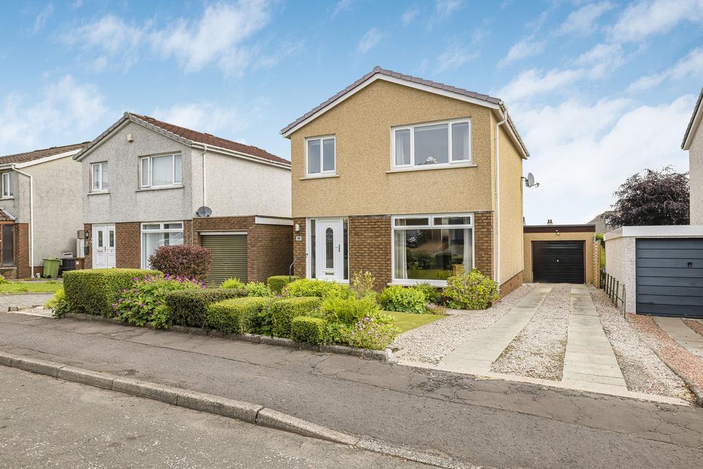 Heather Avenue, Barrhead G78 3 bed detached villa - £270,000