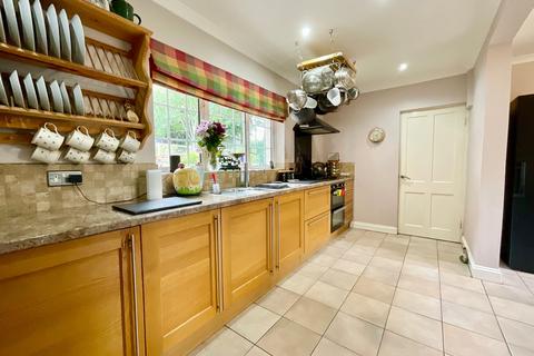 5 bedroom detached house for sale, Blackwood NP12