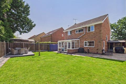 undefined, Pine View Close, Stowmarket IP14