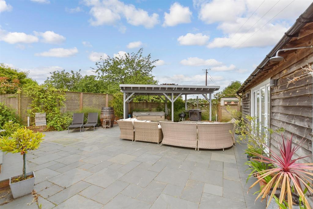 Patio / Decking