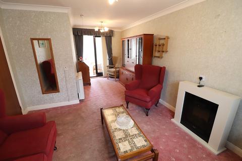 undefined, The Lawns, Stevenage, Hertfordshire, SG2