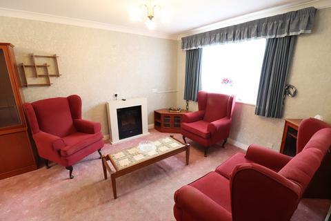 undefined, The Lawns, Stevenage, Hertfordshire, SG2