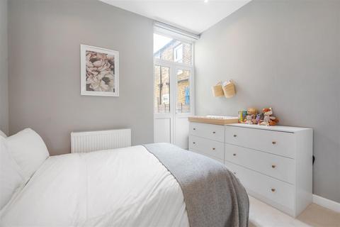Flat 1, 25 Stanger Road, London, SE25 5JU