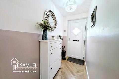 3 bedroom semi-detached house for sale, Pinecroft Avenue, Cwmbach, Aberdare.