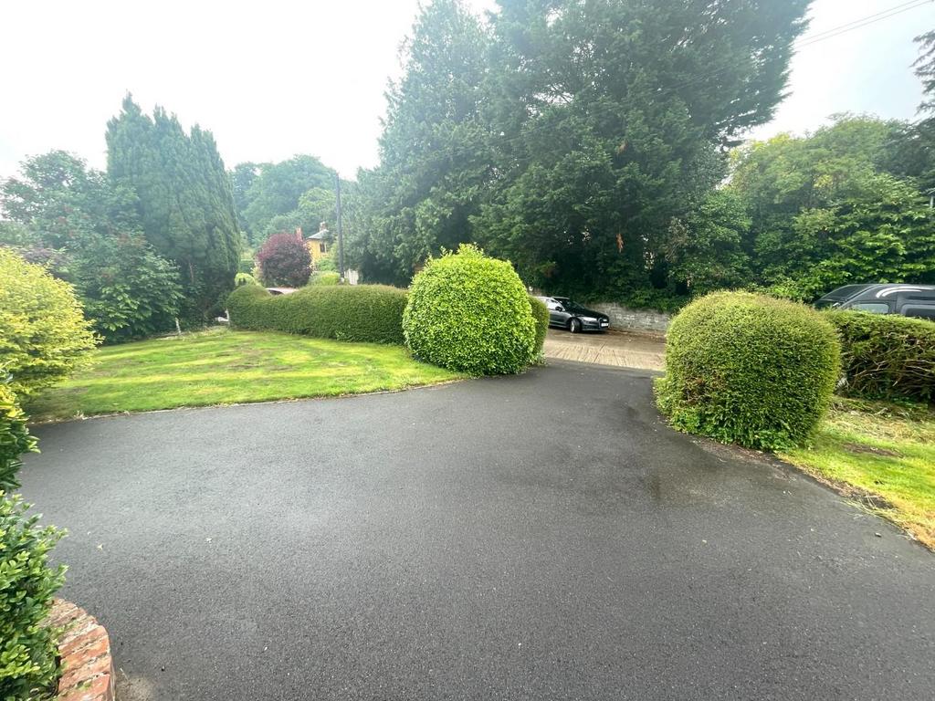 Driveway.JPG