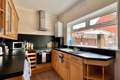 3 Maple Drive, Scarborough, YO12 6LR