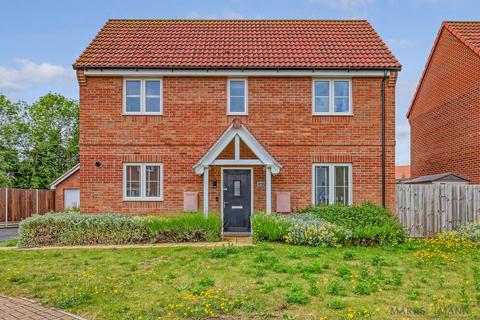 Crowfoot Close, Stowupland, Stowmarket, IP14