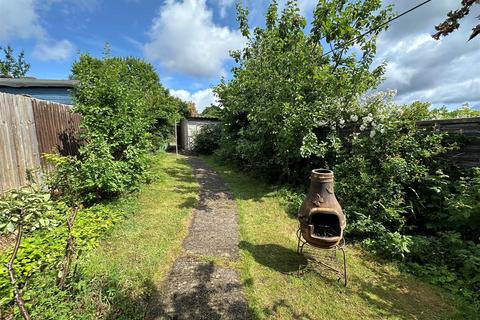 undefined, Waynflete Lane, Farnham